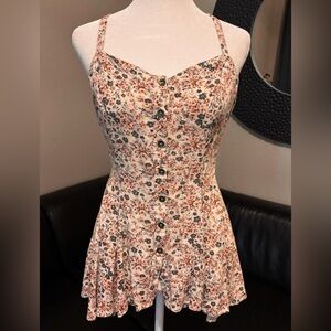 Free People Prairie Babydoll lace back top! size small pre-owned